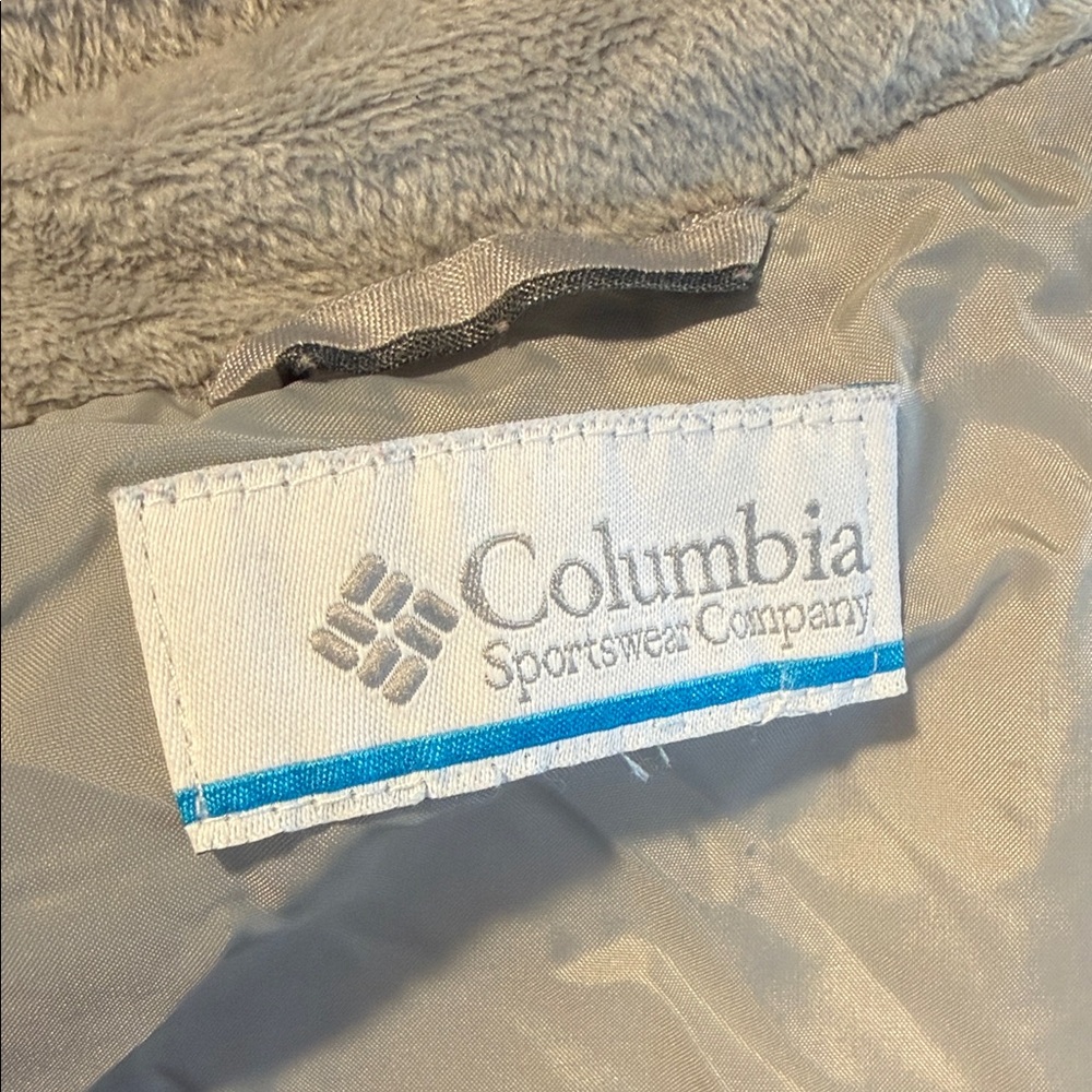 Columbia Women's Blush Pink Quilted Puffer Jacket - Picture 3 of 3